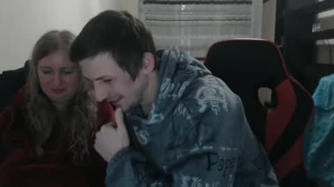 JenisAndPeter online show from February 13, 9:17 pm