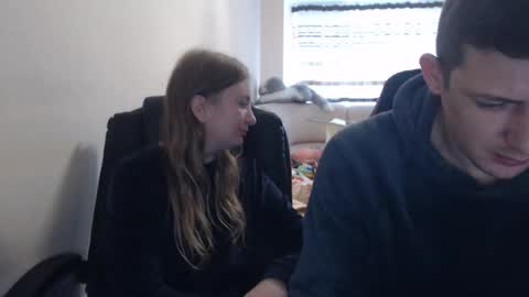 JenisAndPeter online show from October 29, 7:10 am