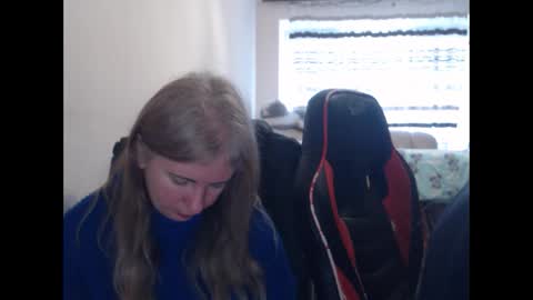 JenisAndPeter online show from March 1, 7:32 am