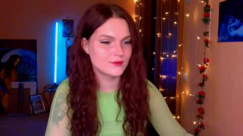 Snapshot of jenna__sativa chatting on April 25, 1:36 pm jenna__sativa online show from April 25, 1:36 pm