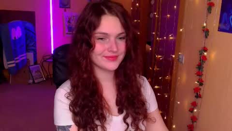 Snapshot of jenna__sativa chatting on June 28, 1:50 pm jenna__sativa online show from June 28, 1:50 pm