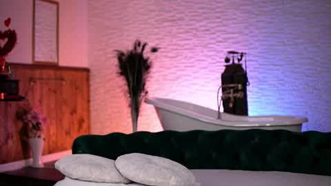 jenna_day online show from March 28, 8:14 am