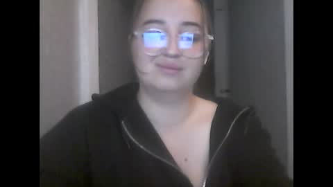 JennalDirl online show from October 17, 8:44 pm