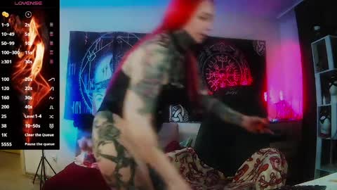 Mrs. Jenna online show from April 11, 1:32 am