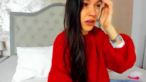 JennaMyers online show from February 17, 8:15 pm