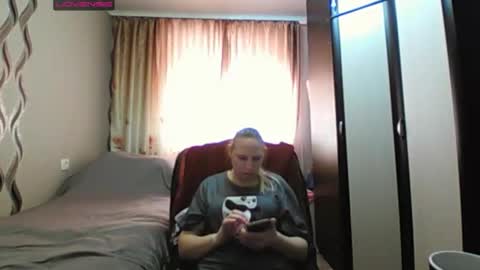 Snapshot of jennideep chatting on February 15, 5:48 am JenniDeep online show from February 15, 5:48 am