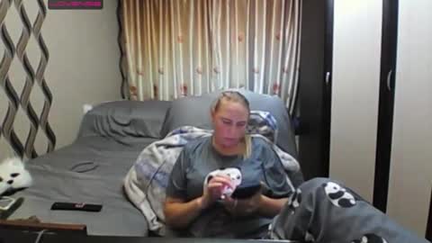 Snapshot of jennideep chatting on June 11, 6:17 pm JenniDeep online show from June 11, 6:17 pm