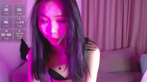 Snapshot of jennierubyy chatting on July 30, 5:23 pm Jennie online show from July 30, 5:23 pm
