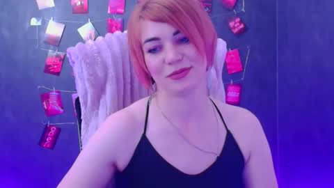 Jennifer online show from March 27, 7:02 pm