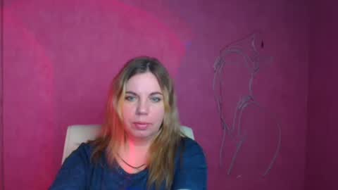 Jennifer online show from September 25, 6:28 am
