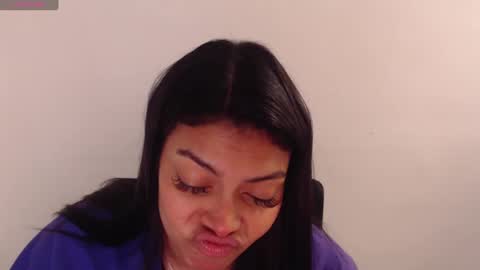 Snapshot of jennifer_oliveira chatting on September 9, 7:19 am Jenn 3 online show from September 9, 7:19 am