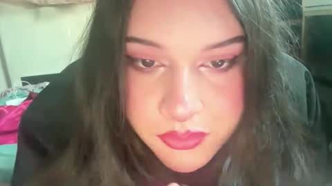 Snapshot of jennifer_robbie chatting on November 8, 8:14 am jennifer_robbie online show from November 8, 8:14 am