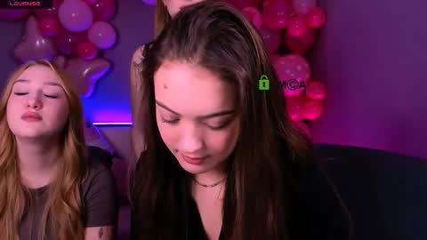 jennifer_sheil online show from February 12, 8:37 pm