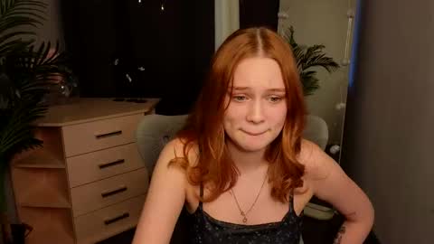 Jennifer online show from February 27, 1:33 pm