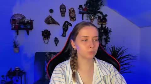 Snapshot of jennifergraces chatting on June 30, 6:20 pm Jennifer online show from June 30, 6:20 pm