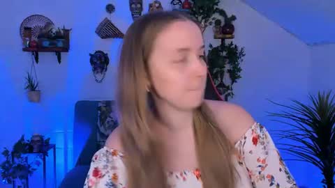 Snapshot of jennifergraces chatting on July 15, 5:51 pm Jennifer online show from July 15, 5:51 pm