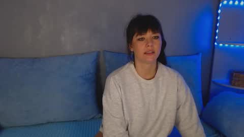 jenniferjay801880956088 online show from December 11, 5:48 pm
