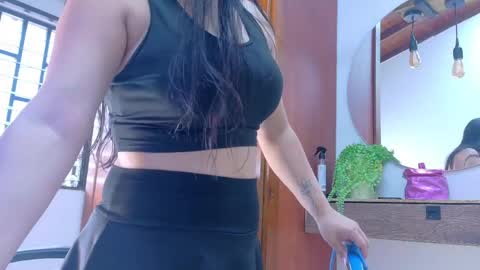 Jennifer vega  online show from April 12, 7:30 pm