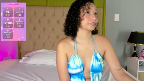 Snapshot of jenny__lawrence chatting on July 13, 7:05 pm jenny__lawrence online show from July 13, 7:05 pm