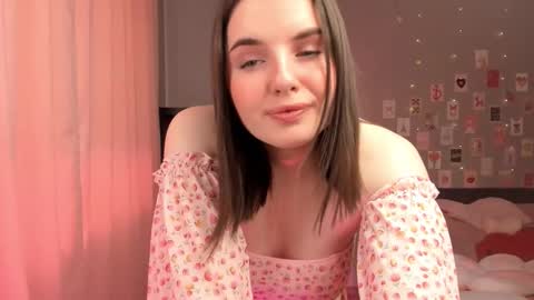 Snapshot of jenny_hopkins chatting on February 20, 3:14 am Fairy Jenny online show from February 20, 3:14 am