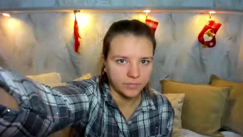 Snapshot of jenny_jimmy chatting on January 19, 1:09 am Jenny online show from January 19, 1:09 am