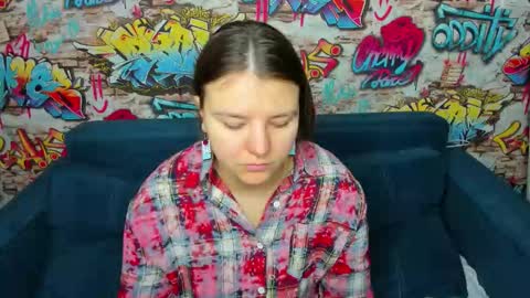 Snapshot of jenny_jimmy chatting on February 2, 12:53 am Jenny online show from February 2, 12:53 am
