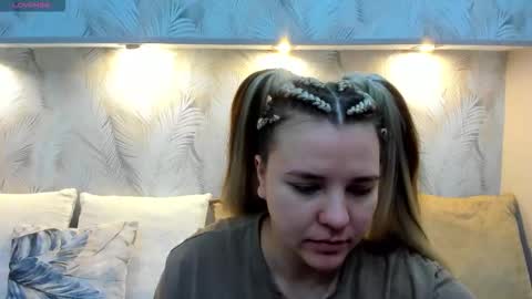 Snapshot of jenny_jimmy chatting on February 19, 1:12 am Jenny online show from February 19, 1:12 am