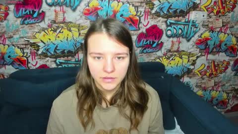 Snapshot of jenny_jimmy chatting on April 6, 9:21 am Jenny online show from April 6, 9:21 am