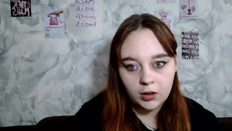 Snapshot of jenny_kiss_ chatting on April 8, 7:52 am Jenny online show from April 8, 7:52 am