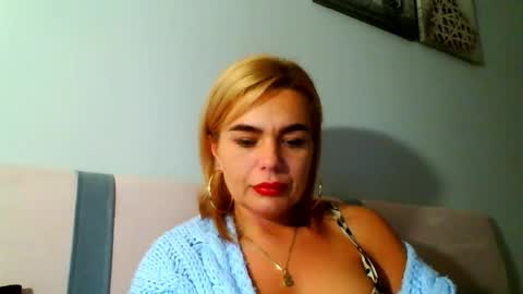 Jenny online show from December 4, 11:30 am