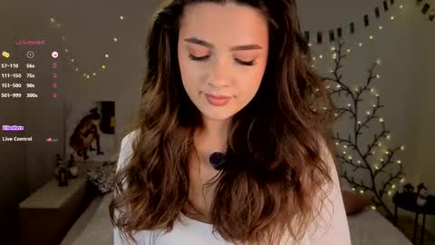 Snapshot of jenny_rossex chatting on February 23, 12:13 pm jenny_rossex online show from February 23, 12:13 pm