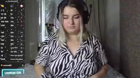 jenny_smitx online show from October 20, 7:31 am