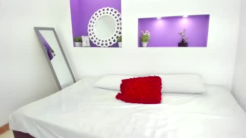 jenny_towers online show from February 15, 7:10 pm