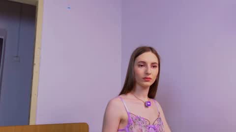 Snapshot of jennybbunny chatting on June 25, 6:18 am jennybbunny online show from June 25, 6:18 am