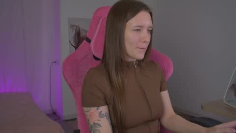 Jenny NO Nude online show from April 8, 5:46 pm