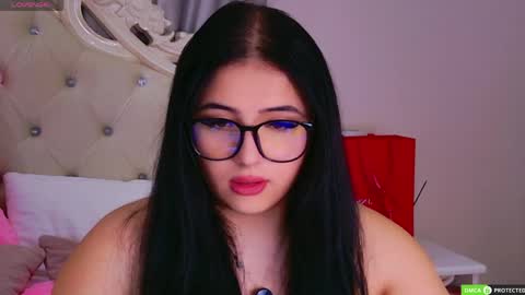 Snapshot of jennyferguson chatting on April 25, 6:27 pm Jenny Ferguson online show from April 25, 6:27 pm