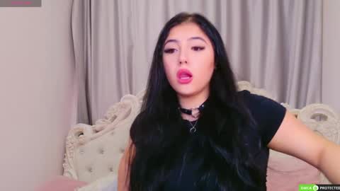 Snapshot of jennyferguson chatting on May 16, 6:17 pm Jenny Ferguson online show from May 16, 6:17 pm