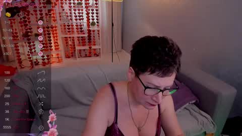 Jenny online show from February 12, 8:42 am