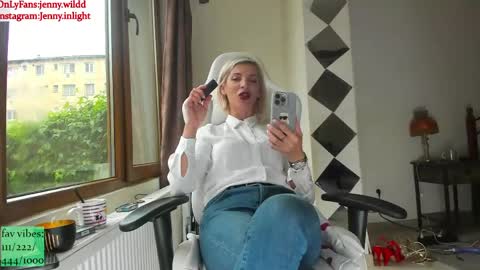 Snapshot of jennywildd chatting on May 18, 5:46 am infamous blondiechloe. Jennyjennywildd online show from May 18, 5:46 am