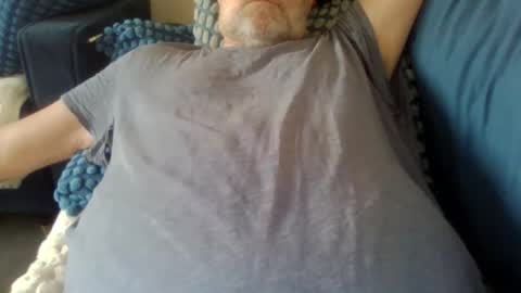 Snapshot of jens19651 chatting on April 21, 5:14 am jens19651 online show from April 21, 5:14 am