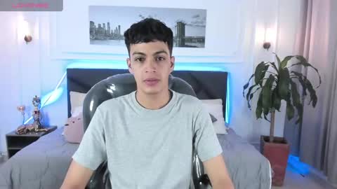 Snapshot of jeremias_1 chatting on June 6, 7:07 pm JEREMIAS online show from June 6, 7:07 pm