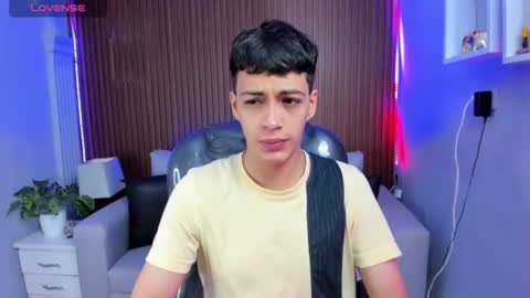  JEREMIAS  online show from August 4, 12:41 pm