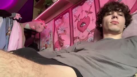 Snapshot of jeremy1scott chatting on May 11, 4:51 am jeremy1scott online show from May 11, 4:51 am