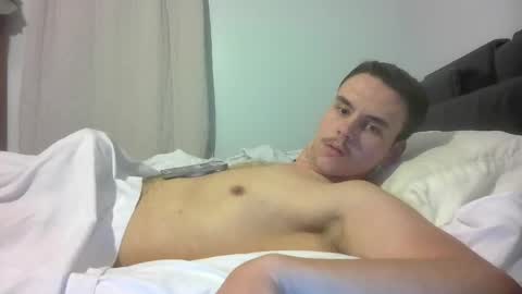Snapshot of jerkjon1692 chatting on April 28, 3:22 am jerkjon1692 online show from April 28, 3:22 am