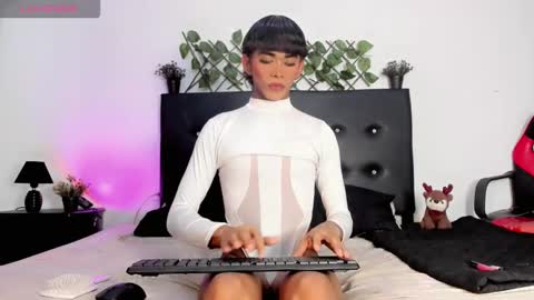 Jeronimo online show from March 22, 5:38 pm