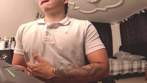 Snapshot of jeroo__ chatting on March 3, 11:21 pm jeroo__ online show from March 3, 11:21 pm