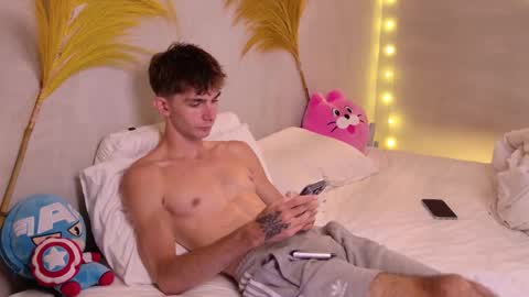 Jerry  online show from March 6, 3:25 am