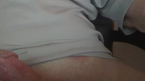 Snapshot of jerryb19027 chatting on March 25, 3:40 pm jerryb19027 online show from March 25, 3:40 pm