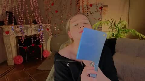 jes_solar online show from February 17, 10:05 pm