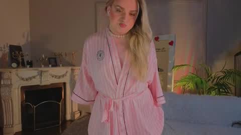 jes_solar online show from April 17, 9:07 pm